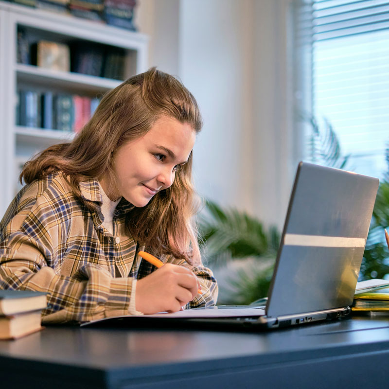 Scholarships: Four Essays That Win