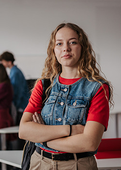 Scholarships Most Students Never Apply For (And How to Find Them)